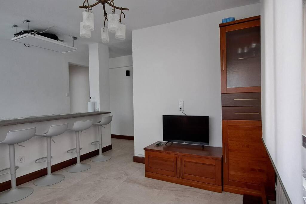 Ferienwohnung Reformado, A 2Min De Playa, En La Mejor Zona. Laredo Exterior foto